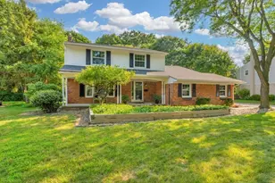 3729 Boulder Dr, Troy, MI 48084 - Photo 2