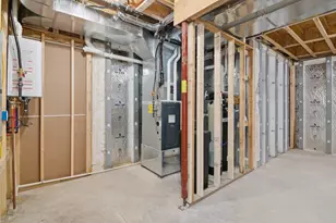 1136 Lochaven Cir, Hillsdale, MI 49242 - Photo 26