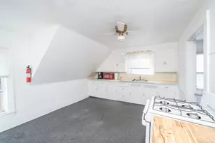 2656 10th St, Wyandotte, MI 48192 - Photo 24