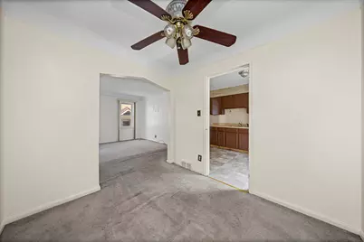 11090 Patrick Avenue, Detroit, MI 48205 - Photo 12