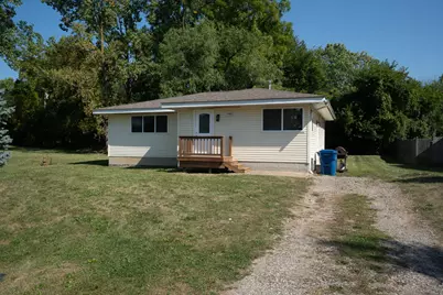 3066 W Huron Street, Waterford, MI 48328 - Photo 2