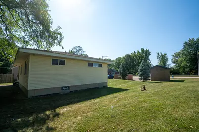 3066 W Huron Street, Waterford, MI 48328 - Photo 10