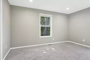 6044 Davison Rd, Burton, MI 48509 - Photo 20