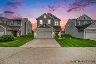 1352 Highland Hill, Lowell, MI 49331 - Photo 2