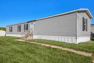 1391 Shadowridge Dr, Wayland, MI 49348 - Photo 2