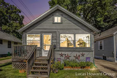 712 Lenore Avenue, Lansing, MI 48910 - Photo 1