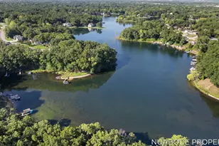 3895 Keeweenaw Dr NE, Grand Rapids, MI 49525 - Photo 70