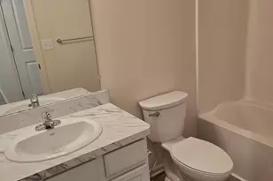 4264 Plum Village Cir, Monroe, MI 48161 - Photo 10