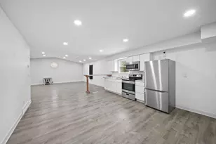 210 Watts Rd, Jackson, MI 49203 - Photo 6