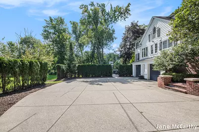 270 Lakeside Dr SE, East Grand Rapids, MI 49506 - Photo 56