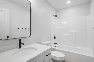 1615 Round Barn Dr, Hudsonville, MI 49426 - Photo 18