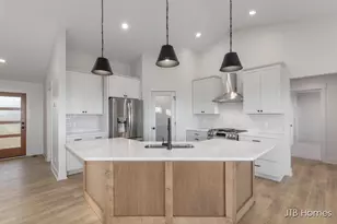 1615 Round Barn Dr, Hudsonville, MI 49426 - Photo 8