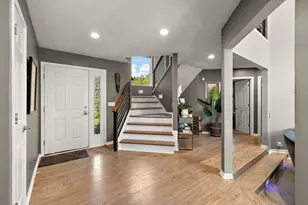 9820 Snow Pointe Dr SE, Alto, MI 49302 - Photo 4