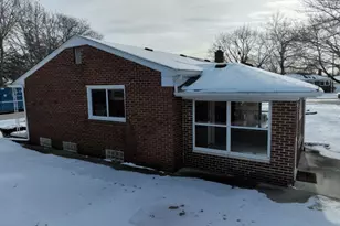 1934 Pinetree Dr, Trenton, MI 48183 - Photo 66