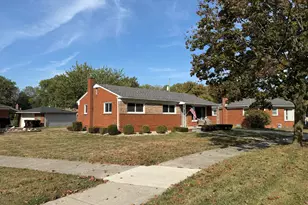 1934 Pinetree Dr, Trenton, MI 48183 - Photo 50