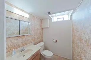 1934 Pinetree Dr, Trenton, MI 48183 - Photo 36