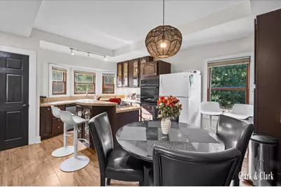 2630 Chatham Woods Drive SE, Grand Rapids, MI 49546 - Photo 4