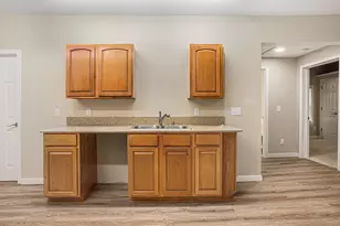 3192 W Michigan Ave, Battle Creek, MI 49037 - Photo 8