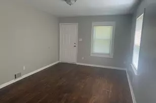 8289 Terry St, Detroit, MI 48228 - Photo 10