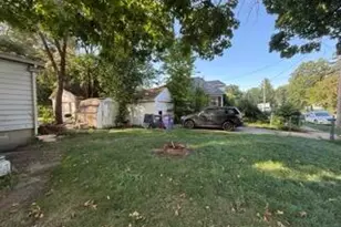 1009 Adams St SE, Grand Rapids, MI 49507 - Photo 16