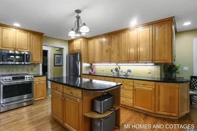 6393 Hidden Ponds Drive, Holland, MI 49423 - Photo 16