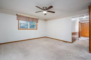 219 Alpine St, Wayland, MI 49348 - Photo 2