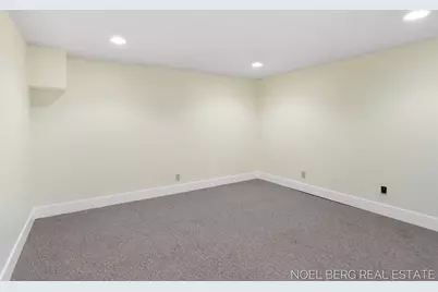 15843 Brucker Street, Grand Haven, MI 49417 - Photo 38