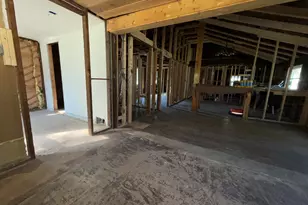 81 Taylor Ave, Battle Creek, MI 49037 - Photo 28