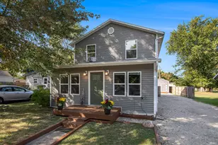 317 Elizabeth St, Buchanan, MI 49107 - Photo 2