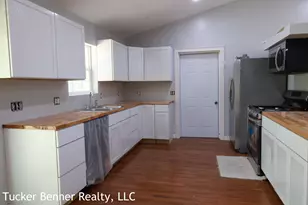 1556 Carlton St, Muskegon, MI 49442 - Photo 8