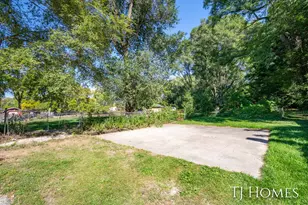 8966 Holton-Duck Lake Rd, Holton, MI 49425 - Photo 38