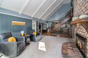 6950 Meadowcreek Dr, Hudsonville, MI 49426 - Photo 6