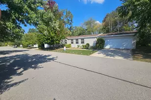 6530 Van Dam Ave, Hudsonville, MI 49426 - Photo 1