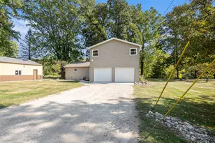 7842 Main St, Newaygo, MI 49337 - Photo 4