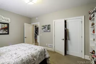 5565 Albright Ave SW, Wyoming, MI 49418 - Photo 50