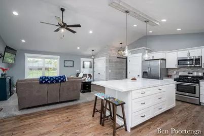 21909 Hilltop Circle, Stanwood, MI 49346 - Photo 16