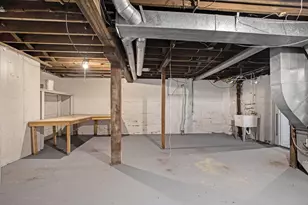 923 Stockbridge Ave, Kalamazoo, MI 49001 - Photo 32