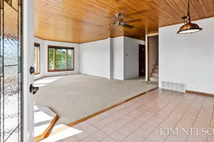 925 S Lake St, Whitehall, MI 49461 - Photo 14