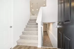 10029 Kearns Ct, Portage, MI 49024 - Photo 12