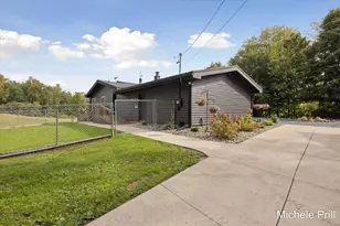 9877 Brumm River Dr, Nashville, MI 49073 - Photo 74