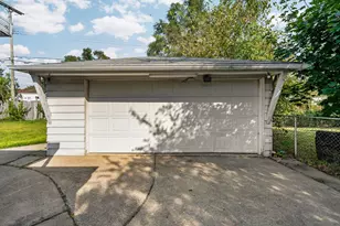 1027 Lori St, Ypsilanti, MI 48198 - Photo 16