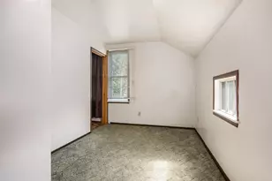 313 S Brown St, Paw Paw, MI 49079 - Photo 10