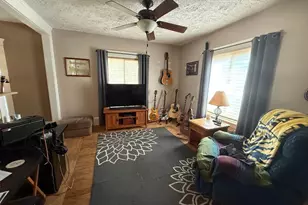 406 N Elm Ave, Jackson, MI 49202 - Photo 4