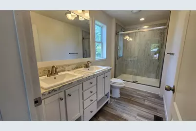 1176 Maple Leaf Court, Charlotte, MI 48813 - Photo 16