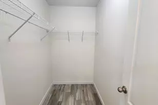 1176 Maple Leaf Ct, Charlotte, MI 48813 - Photo 18