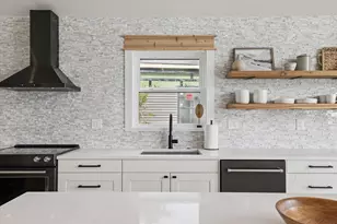 9098 Dexter-Pinckney Rd, Pinckney, MI 48169 - Photo 18