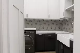 1886 Henrietta St, Birmingham, MI 48009 - Photo 20