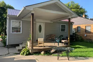 2000 William St, Lansing, MI 48915 - Photo 16