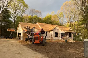 76757 Wood Crst Ct, South Haven, MI 49090 - Photo 2