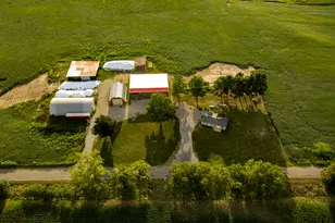 8820 S Lake Pleasant Rd, Hillsdale, MI 49242 - Photo 4